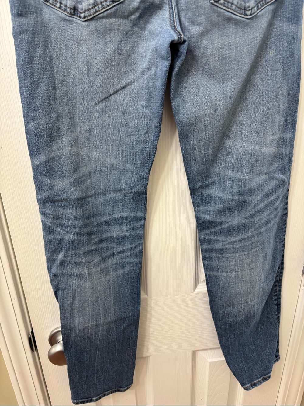 American Eagle Medium Wash Straight Jeans Men’s Size 28x32 - Picture 7 of 8